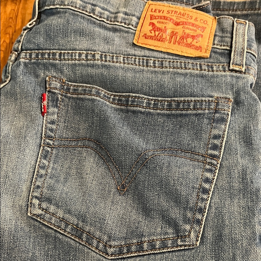 Levi's women's boyfriend jeans Jeans. Relaxed fit